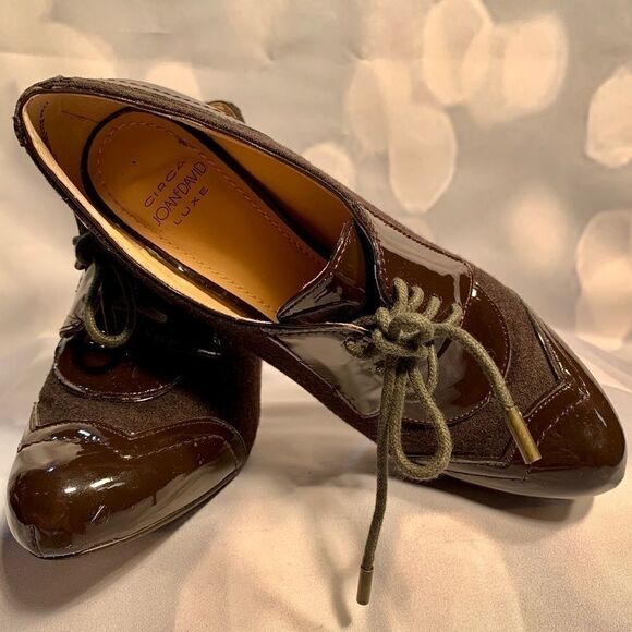 CLASSY BROWN CIRCA JOAN & DAVID LUXE TIE UP 6.5 - Picture 1 of 7
